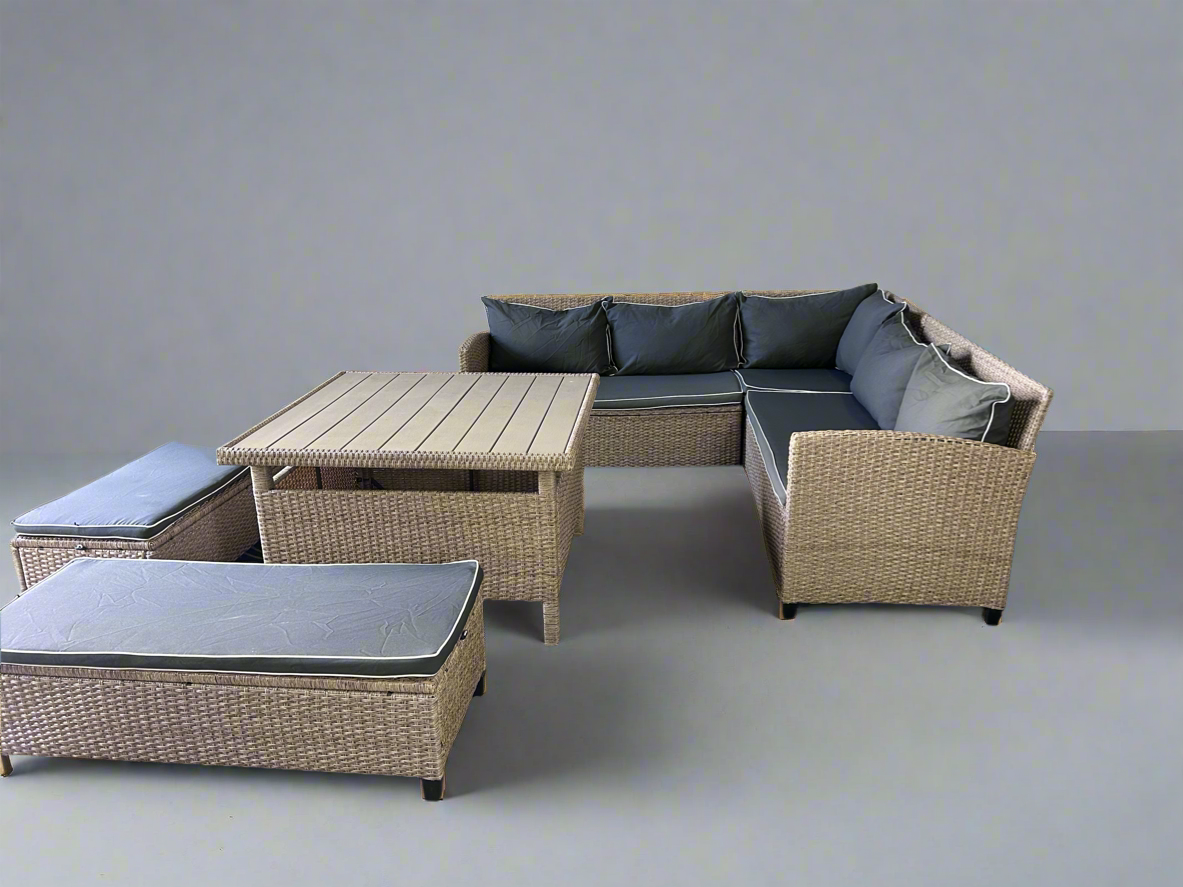 Wicker Outdoor Furniture